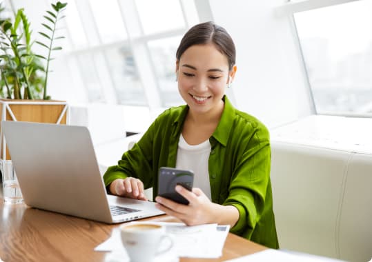 woman-with-phone