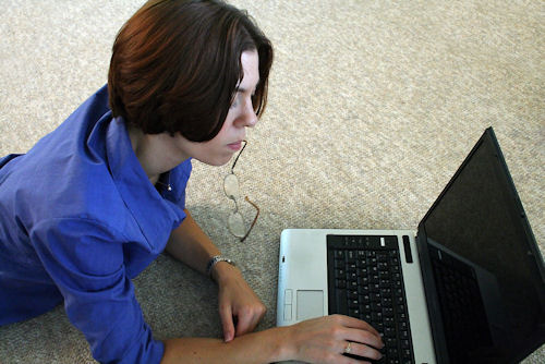 woman-with-laptop
