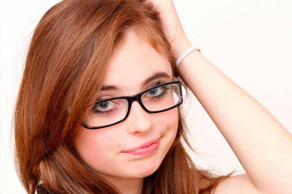 glasses-american-teen-frown-1024x682-1